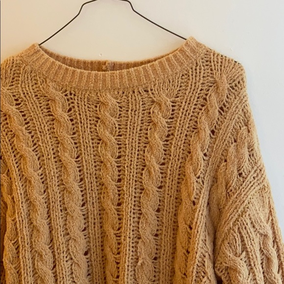 American Eagle sweater - Picture 2 of 5